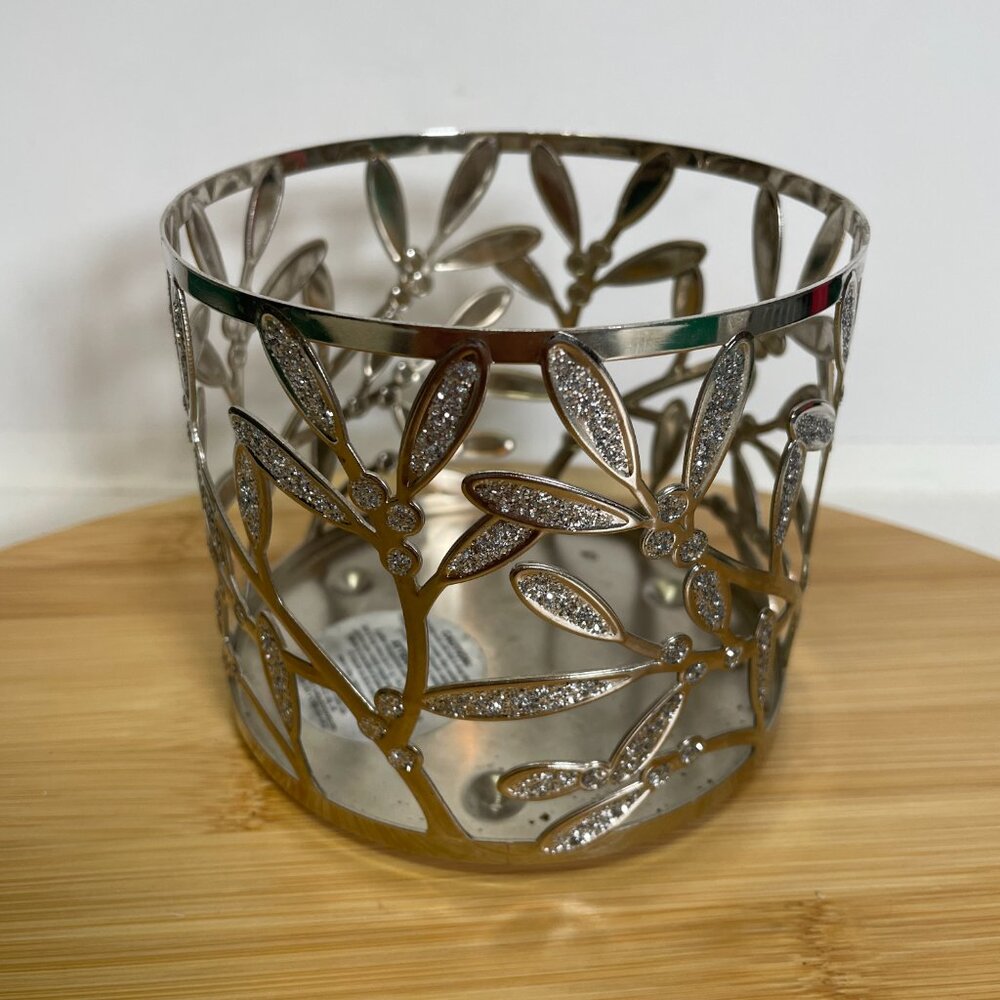 Bath & Body Works Leaf Branch Silver Glitter Metal 3-Wick Candle Holder - Picture 5 of 8
